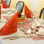 ゲストハウス Und Restaurant Zum Schiffchen 3*