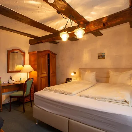 Und Restaurant Zum Schiffchen Maison d'hôtes 3*