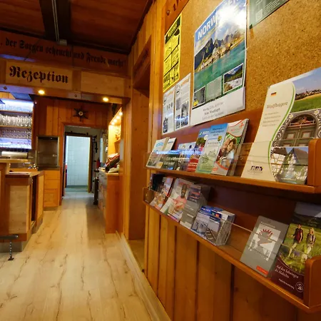 Πανσιόν Und Restaurant Zum Schiffchen 3*