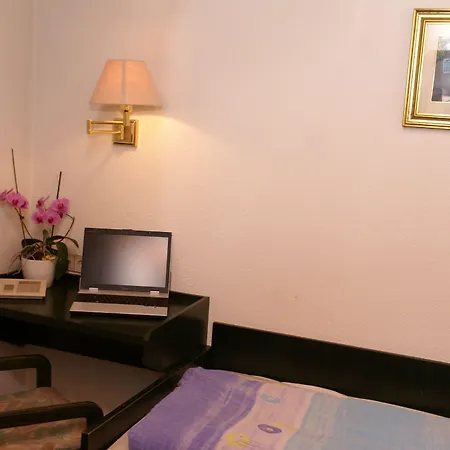 Und Restaurant Zum Schiffchen 3*