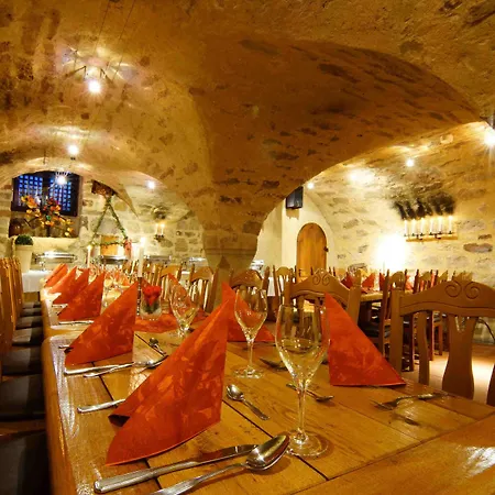 Und Restaurant Zum Schiffchen 3* Wolfhagen