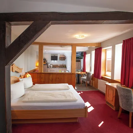 Und Restaurant Zum Schiffchen Maison d'hôtes 3*