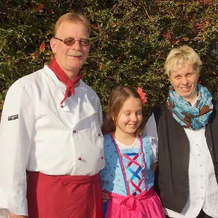 Und Restaurant Zum Schiffchen 3*